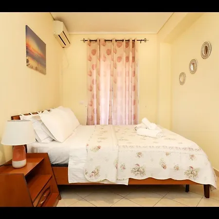 Athina Апарт-отель 4*