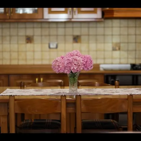 Athina 4* Bashkia e Orikumit