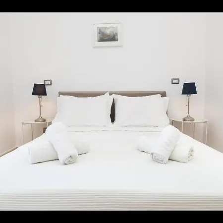 Athina Lägenhetshotell