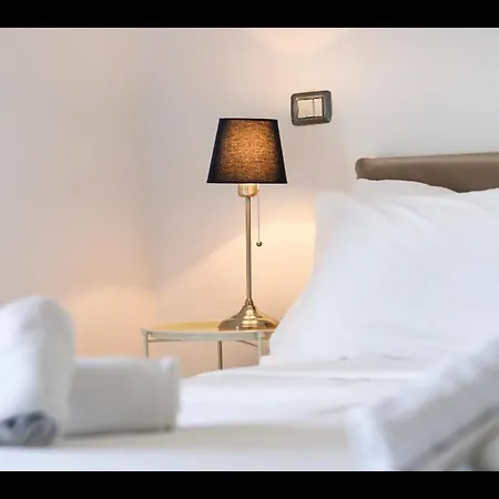 Athina Lägenhetshotell Bashkia e Orikumit