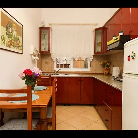 Апарт-отель Athina