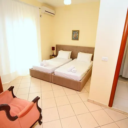 Athina Aparthotel