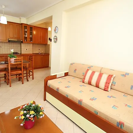 Aparthotel Athina *