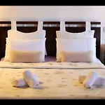 Athina Aparthotel 4*