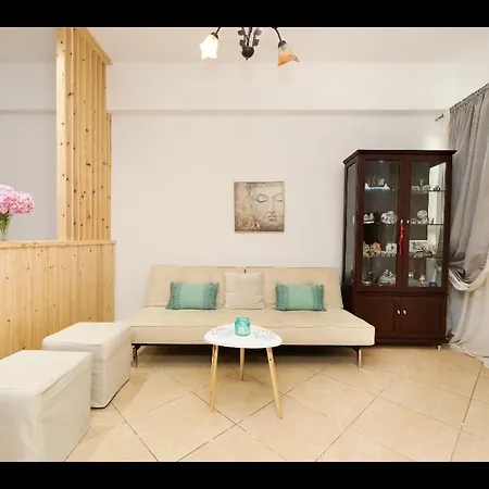 Athina 4*