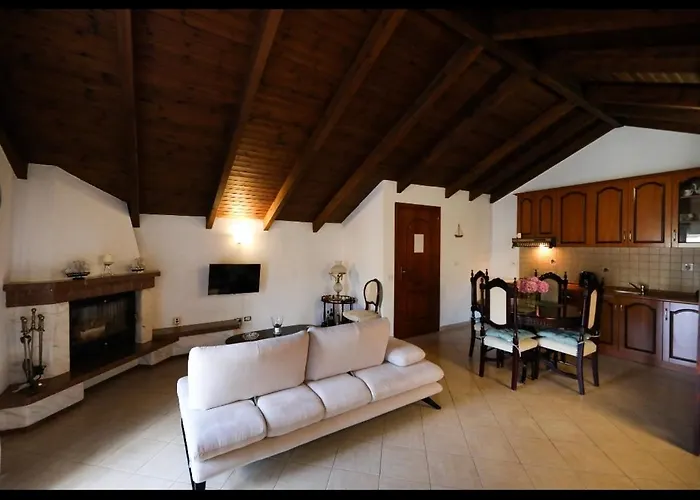 Athina 4*